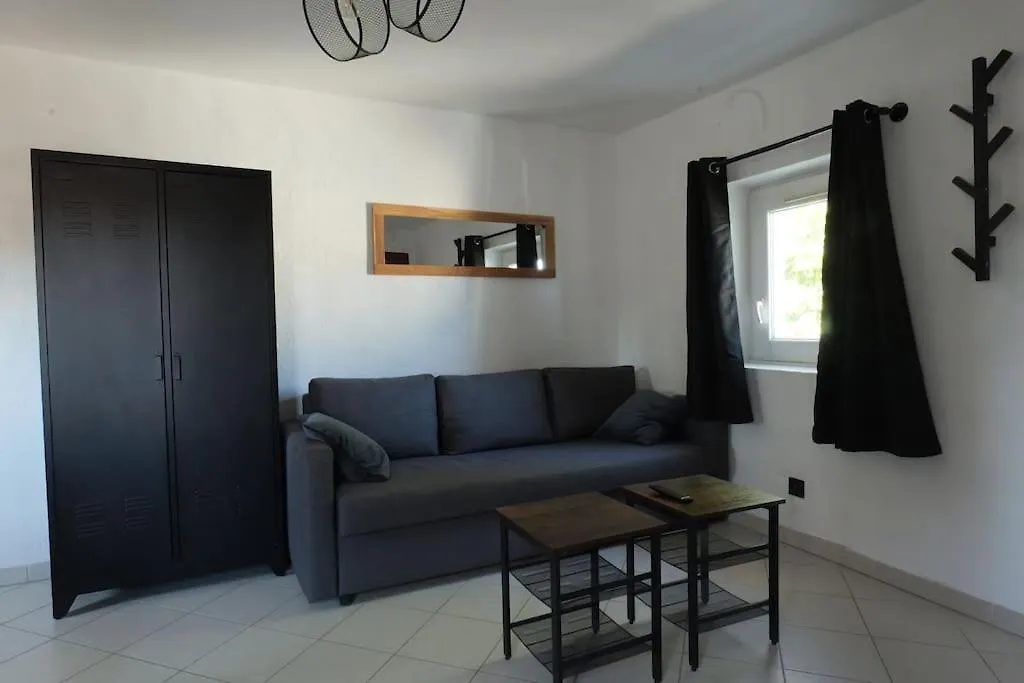 Appartement Centre Ville -- Pierrelatte France