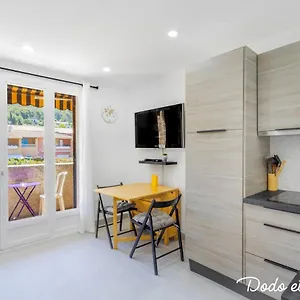 https://adorable-studio-with-ac-close-to-the-beach-dodo-et-tartine.fr-provencehotel.com