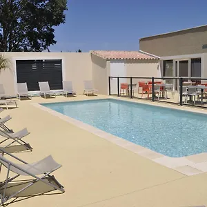 Caiman Hotel